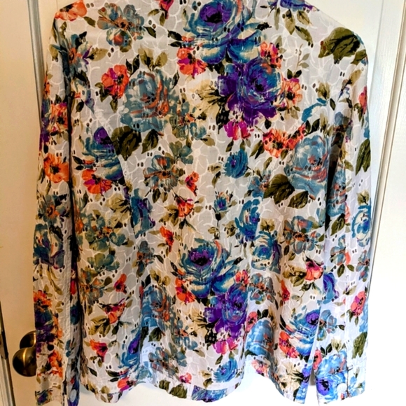 Draper & Damon's eyelet jacket - Picture 2 of 6